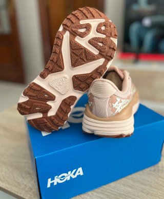 Zapatillas Hoka stinson7  Beige y Rosa