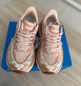 Zapatillas Hoka stinson7  Beige y Rosa