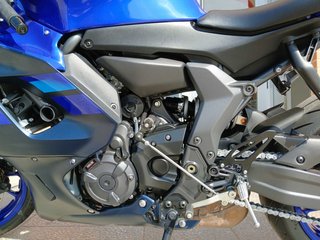 Yamaha R7 XZF 690 Limitada A2