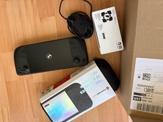 Steam Deck OLED 512GB + Scatola + Caricatore