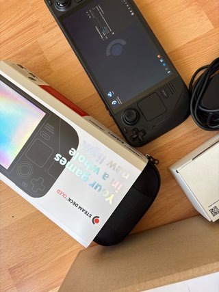 Steam Deck OLED 512GB + Scatola + Caricatore