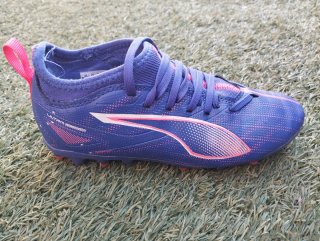 Botas de fútbol infantiles