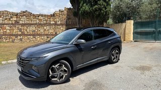 HYUNDAI TUCSON Tecno Sky - 28.000 km - Como nuevo