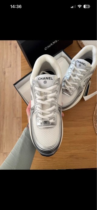 Zapatillas Chanel Runners
