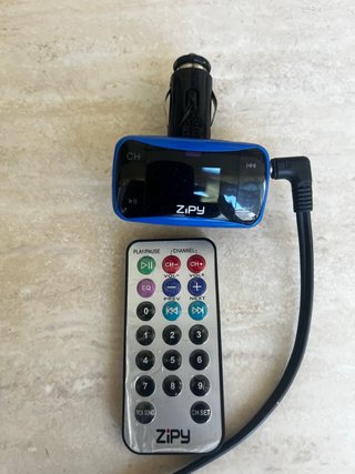 Transmisor FM Bluetooth para Coche con Mando