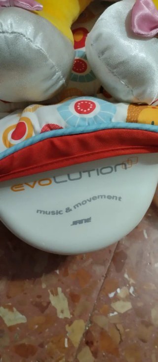 Hamaca bebé con música y vibración