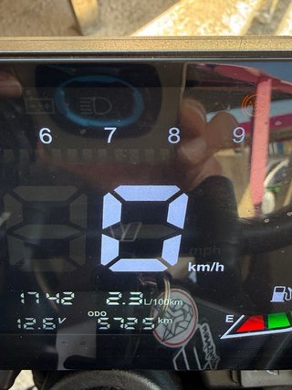 Voge 125R 2025 Negra