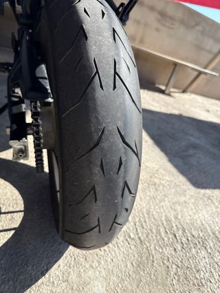 Voge 125R 2025 Negra