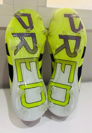 Botas Adidas Predator Talla 36
