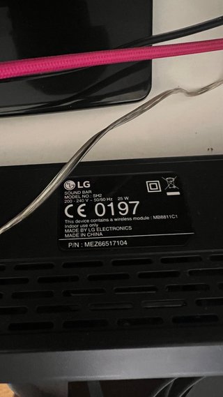 TV LG 32" + Barra de Sonido LG 100W + Chromecast