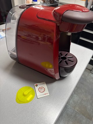 Cafetera Bosch Tassimo Roja