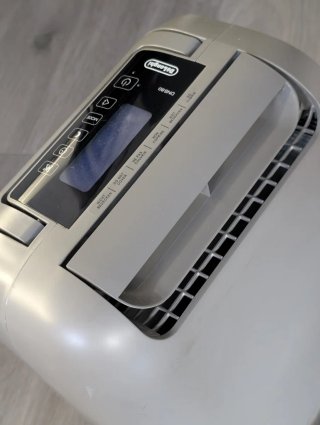 Deshumidificador DeLonghi DNS 80 Gris