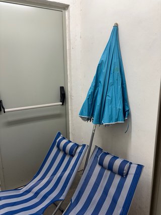 2 Tumbonas Playa. Sombrilla regalo. El Altet