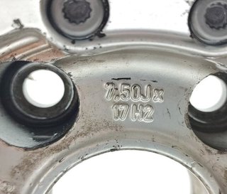 4z7601025 llanta audi a6 avant (4b5) 2.5 2427522