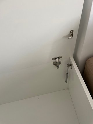 Baúl de madera blanco hecho a mano