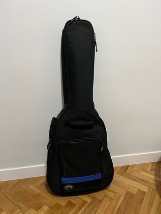 Guitarra blanca electroacústica