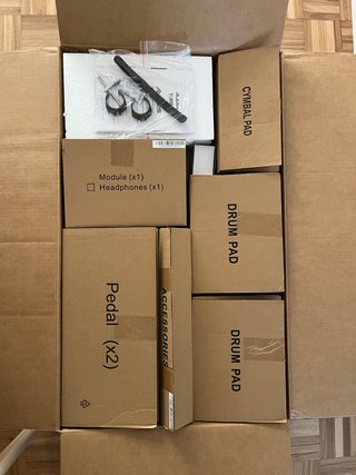Batería Electrónica Alesis, Banquito y Auriculares