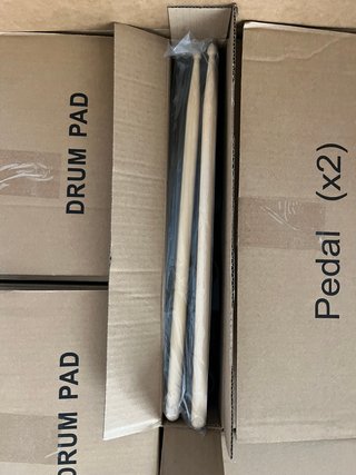 Batería Electrónica Alesis, Banquito y Auriculares