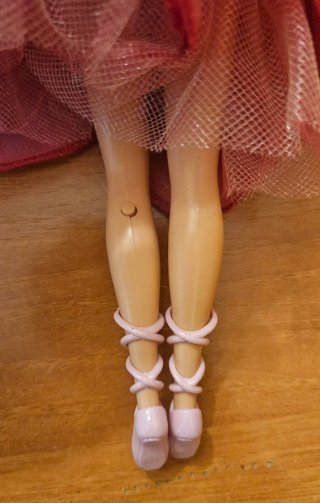 BARBIE E LE 12 PRINCIPESSE DANZANTI GENEVIEVE