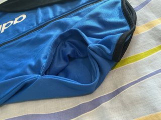 Chaqueta Adidas azul y negra