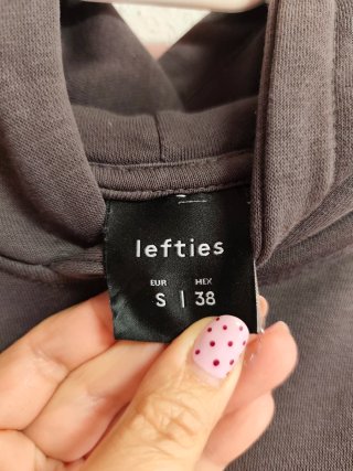 Sudadera de chico talla S de Lefties.
