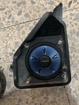Altavoces Pioneer TS-H1303