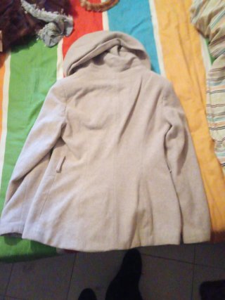 Abrigo Zara Beige Talla XS