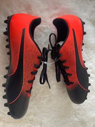 Botas de fútbol Puma multitacos Talla 36