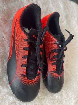 Botas de fútbol Puma multitacos Talla 36