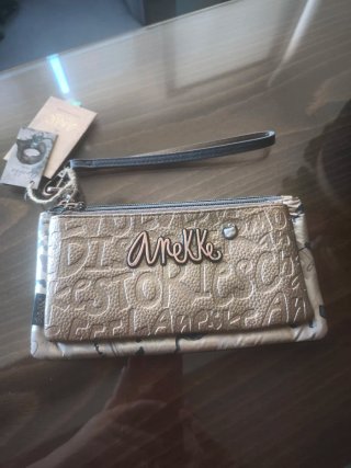 Cartera monedero Anekke beige y dorada