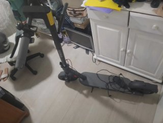 Patinete Eléctrico Gris