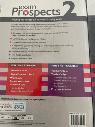EXAM PROSPECTS 2 Student's book: libro de texto...