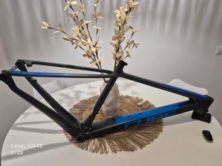 Cuadro Cube Reaction C62 SL Carbono
