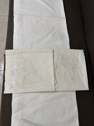 Lenzuola matrimoniali ricamate