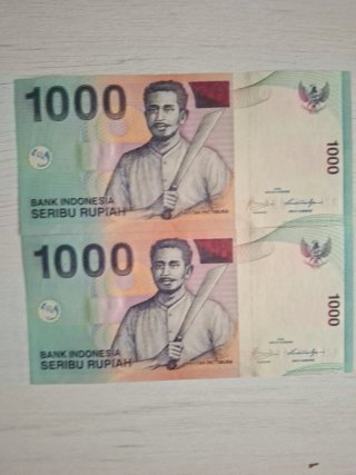 2 Billetes 1000 Indonesia