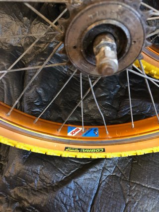 Juego Llantas Ambrosio 20” BMX naranja