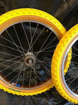 Juego Llantas Ambrosio 20” BMX naranja
