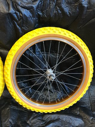 Juego Llantas Ambrosio 20” BMX naranja