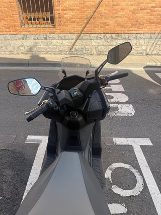 Kymco 360 125cc Maxi Scooter Negra/Gris