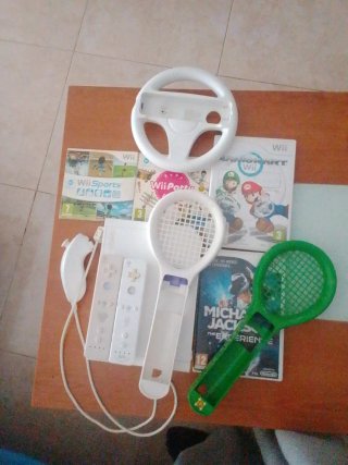 Consolle Wii: Giochi e Accessori