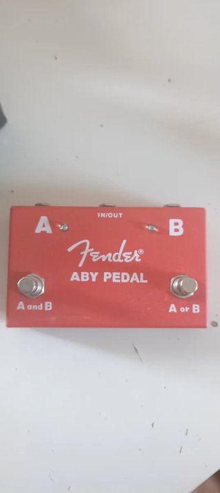 Pedal Fender ABY