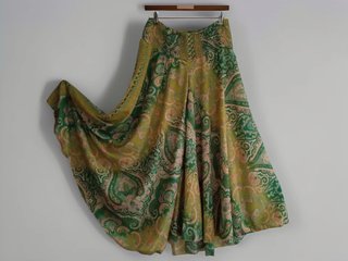 2 x 22€ Pantalón culotte fluido floreado