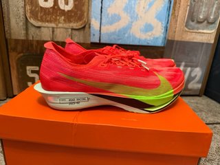 Nike Streakfly 2
