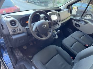 Nissan NV300 2017
