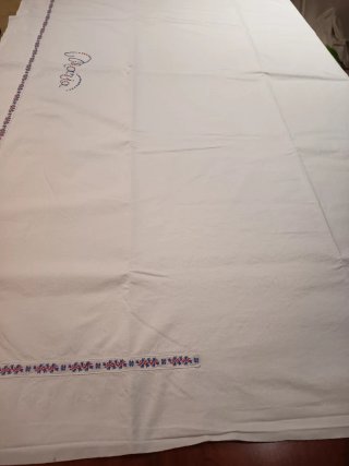 Sábana y funda de almohada bordada Maria