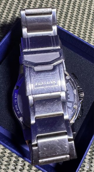 Reloj Festina Cronógrafo Negro y Plateado