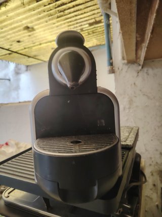 Cafetera Nespresso DeLonghi