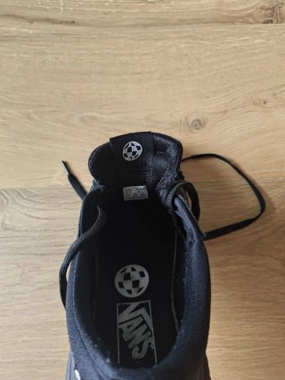 Zapatillas Vans Ultrarange VR3 Cush Negras