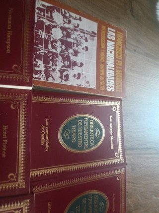Libros de historia, política, sociología...