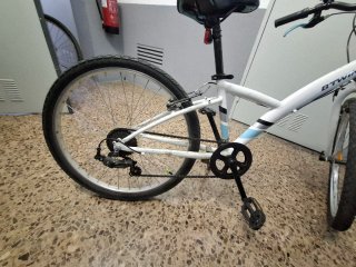 Bicicleta BTWIN 100 24 blanca